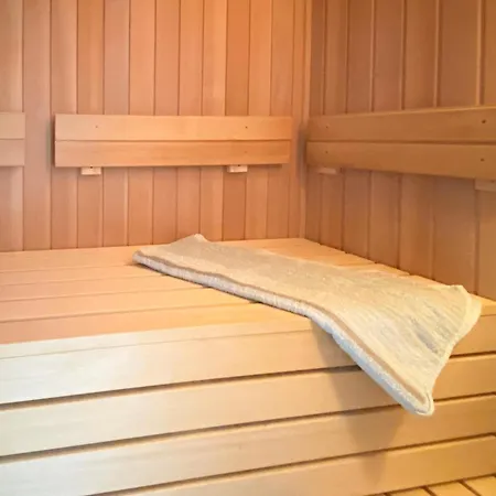 Pet Friendly Home In Krems Iiwarderbrueck Prázdninový dům